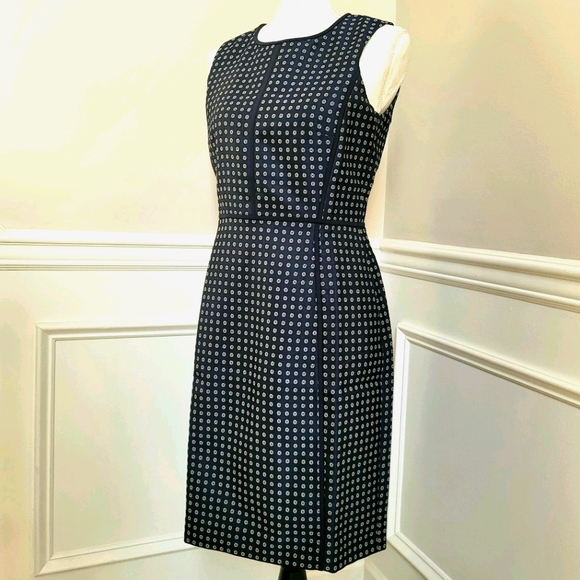 🆕️ J. Crew Paneled Sheath Dress Navy Blue Foulard Size 4 - Picture 4 of 7